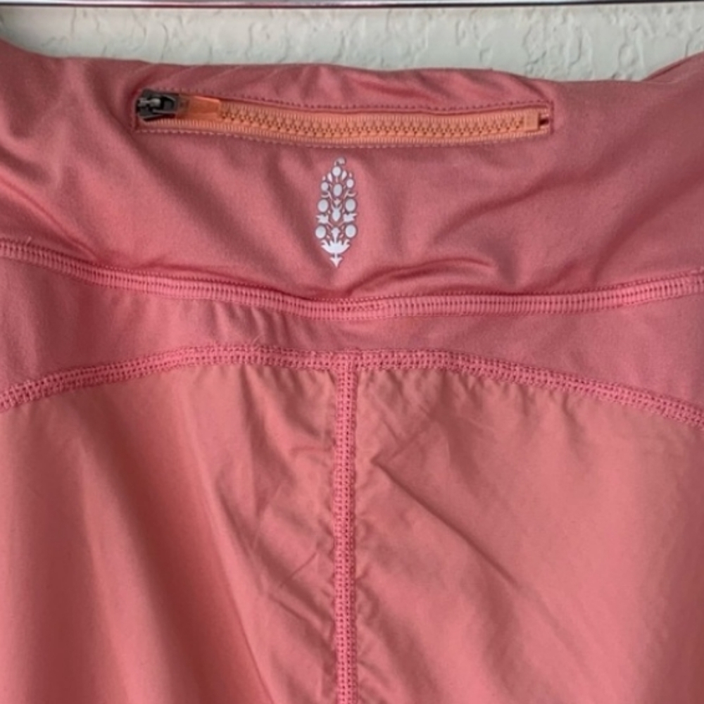Free People Movement Color Me Happy Solid Joggers In Rose Size Medium - Picture 6 of 6
